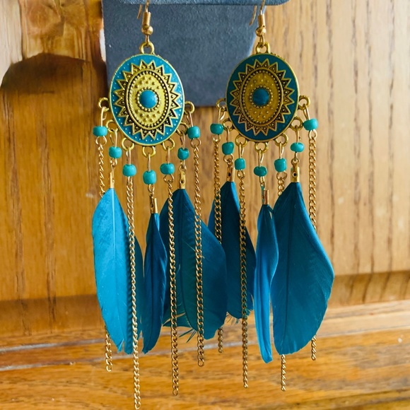💙 Boho Blue Feather & Gold Tone Chain Long 4" Dangle Earrings - Feather ER - Picture 7 of 8